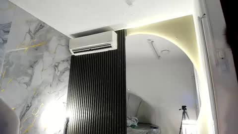 Im Katherine but call me Kate  online show from February 2025 12:17:02 PM