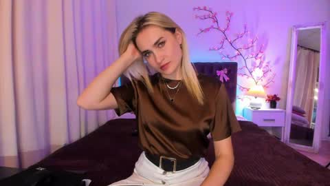 KateOwyns online show from March 2026 12:38:02 PM