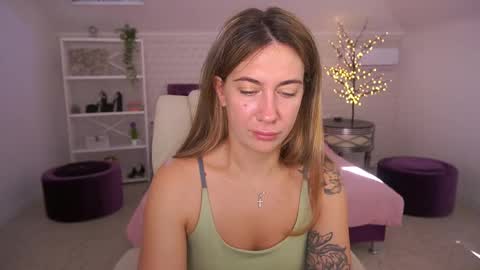 Snapshot of kateshanny chatting on June 2026 05:47:01 AM Kate online show from June 2026 05:47:01 AM