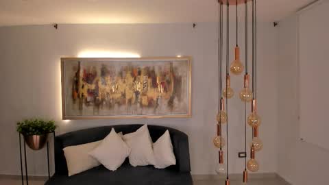 K A T E  online show from November 2025 05:46:01 AM