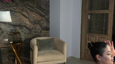 K A T E  online show from January 2026 11:15:02 AM