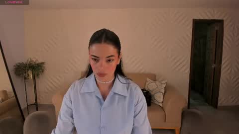 Snapshot of katesunder chatting on June 2026 09:45:01 AM K A T E online show from June 2026 09:45:01 AM