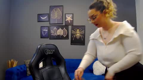 Kate online show from January 2025 06:39:01 PM