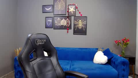 Kate online show from February 2025 06:15:02 PM