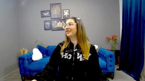 Kate online show from March 2025 06:22:01 PM