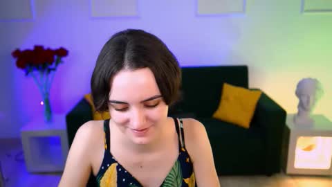 katewillows online show from December 2025 04:32:01 AM