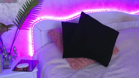 KateyRiva online show from November 2025 06:29:01 PM