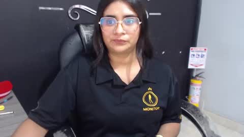 Call me Lau  online show from June 2026 09:56:02 PM
