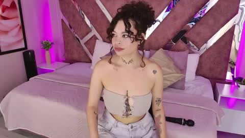 Snapshot of kathegomez_ chatting on May 2026 03:46:02 AM KatheGomez online show from May 2026 03:46:02 AM