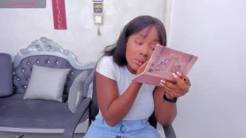 katherin online show from November 2025 01:48:01 PM