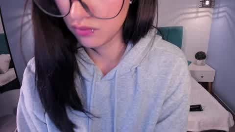Snapshot of katherin_smith_ chatting on December 2024 10:23:02 AM kathe online show from December 2024 10:23:02 AM