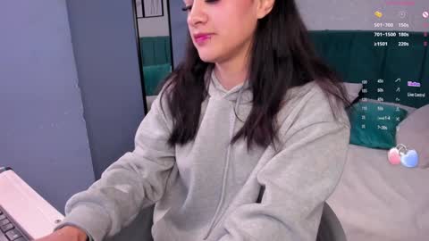 Snapshot of katherin_smith_ chatting on December 2024 04:13:02 AM kathe online show from December 2024 04:13:02 AM