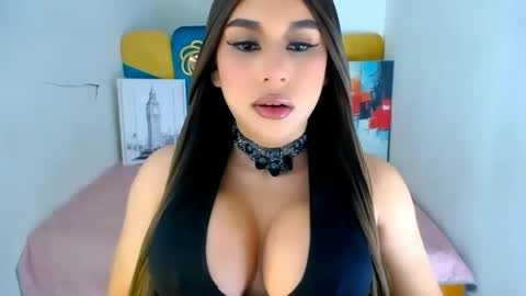 Snapshot of katherine_bigcock24 chatting on January 2025 04:08:01 AM KATHERINE online show from January 2025 04:08:01 AM