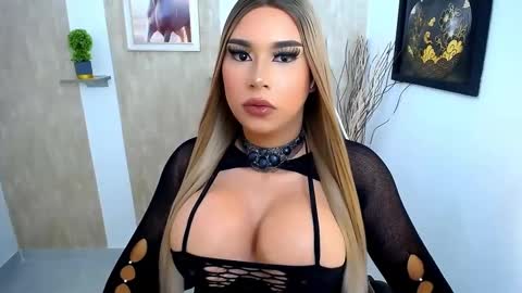 Snapshot of katherine_bigcock24 chatting on September 2025 08:01:01 PM KATHERINE online show from September 2025 08:01:01 PM