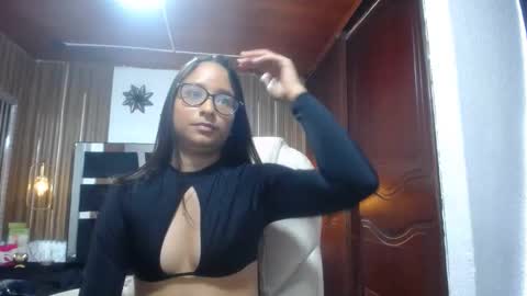 katherine_wood online show from April 2026 08:57:02 PM