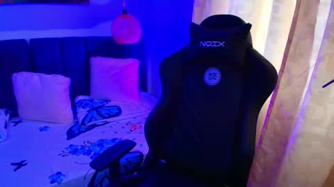 Snapshot of kathi_miler chatting on November 2025 08:25:02 PM Kathi online show from November 2025 08:25:02 PM