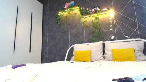 KathrineBerry online show from April 2026 02:40:02 AM