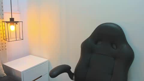 Khaty online show from December 2024 12:01:02 PM