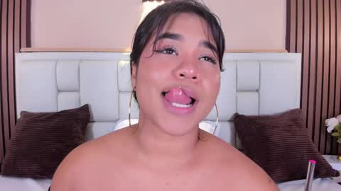 Snapshot of kathymirrow chatting on May 2026 08:29:01 PM Kathy online show from May 2026 08:29:01 PM