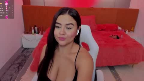 Katia online show from September 2025 10:27:01 AM