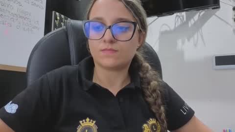 Khaterine online show from September 2025 01:38:02 AM