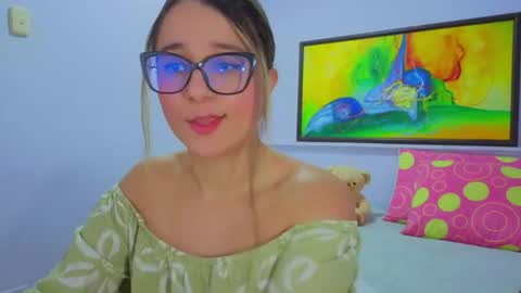 Snapshot of katia_foxx chatting on June 2026 12:15:02 PM Khaterine online show from June 2026 12:15:02 PM