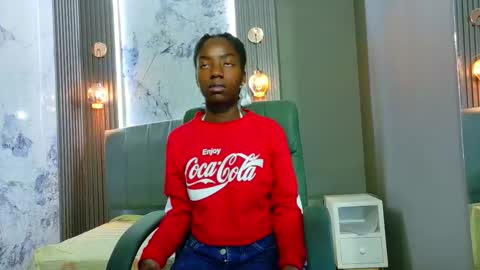 Katia online show from October 2025 11:19:01 AM