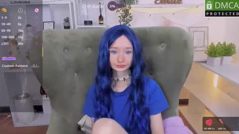 Katia  online show from September 2025 05:44:01 AM