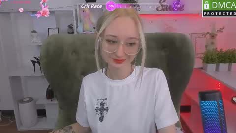 Katia  online show from October 2025 05:37:01 AM