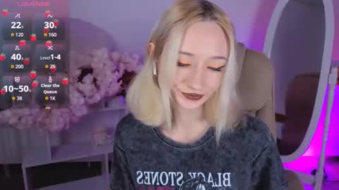 Katia  online show from November 2025 06:45:01 AM