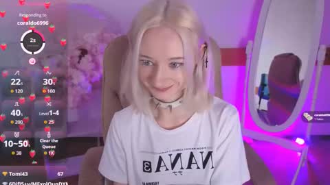 Katia  online show from November 2025 06:23:01 AM