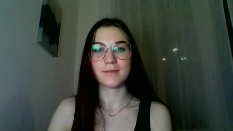 katie_foxi online show from February 2025 06:11:01 PM