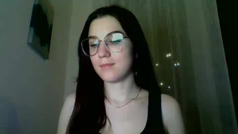 katie_foxi online show from March 2025 07:16:02 PM