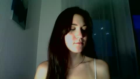 katie_foxi online show from September 2025 04:19:02 PM