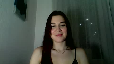 katie_foxi online show from December 2025 04:34:02 PM