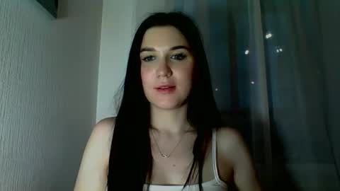 Snapshot of katie_foxi chatting on May 2026 07:19:01 PM katie_foxi online show from May 2026 07:19:01 PM