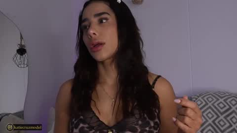 Katie online show from September 2025 11:02:02 AM