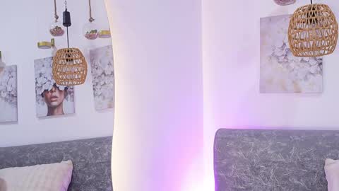 Katie online show from April 2026 11:04:02 AM