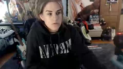 Katie online show from December 2024 04:20:02 AM