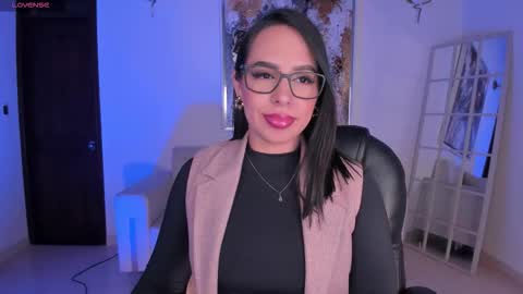 Kate Stonne online show from September 2025 02:44:01 AM