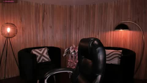 Kate Stonne online show from November 2025 03:07:01 AM