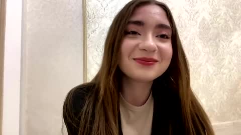 Snapshot of katinaflatau chatting on May 2026 07:08:02 PM Rosie online show from May 2026 07:08:02 PM
