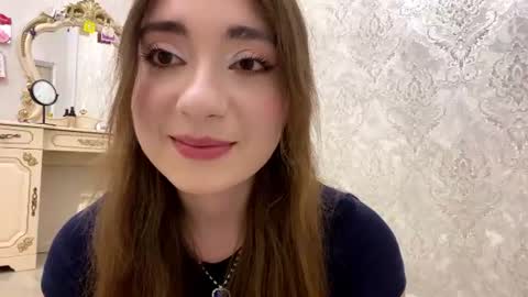 Snapshot of katinaflatau chatting on June 2026 05:15:02 PM Rosie online show from June 2026 05:15:02 PM
