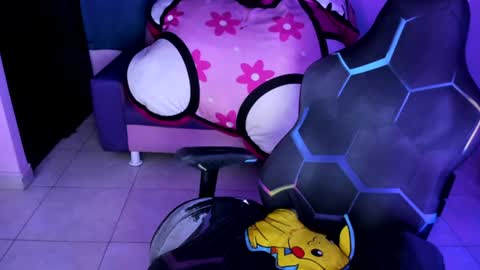 Snapshot of katiuska_doll_squirt chatting on June 2026 12:09:02 PM katiuska_doll_squirt online show from June 2026 12:09:02 PM