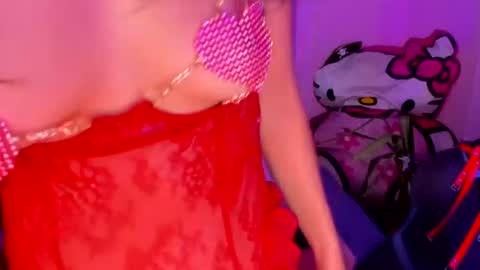 Snapshot of katiuska_doll_squirt chatting on July 2026 12:11:02 PM katiuska_doll_squirt online show from July 2026 12:11:02 PM