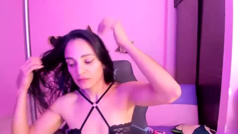 Snapshot of katiuska_doll_squirt chatting on July 2026 12:30:01 PM katiuska_doll_squirt online show from July 2026 12:30:01 PM