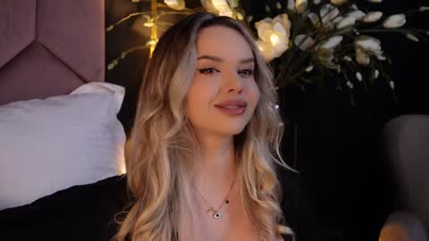 Snapshot of katjolie chatting on January 2025 09:00:02 PM KatJolie online show from January 2025 09:00:02 PM