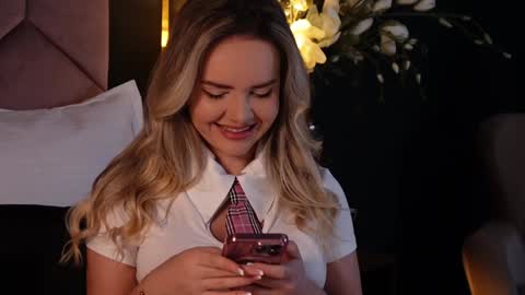 Snapshot of katjolie chatting on January 2025 08:47:01 PM KatJolie online show from January 2025 08:47:01 PM