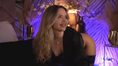 Snapshot of katjolie chatting on February 2026 07:40:01 PM KatJolie online show from February 2026 07:40:01 PM