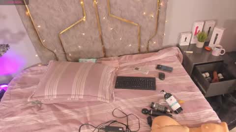 Snapshot of kattejordan chatting on September 2025 03:50:02 AM Katerine online show from September 2025 03:50:02 AM